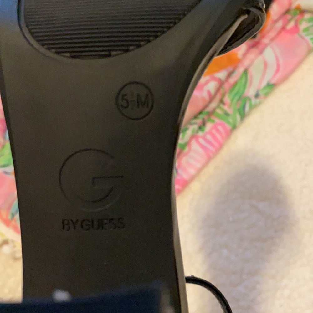 GUESS-Open toe Sandals Black/Silver - Picture 10 of 10